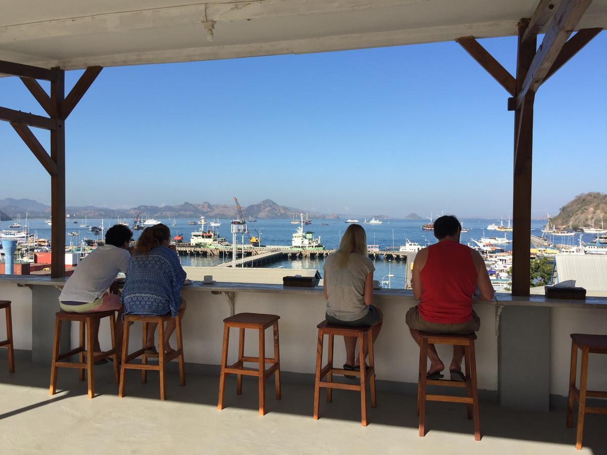 Blue Ocean Hotel Labuan Bajo Luaran gambar