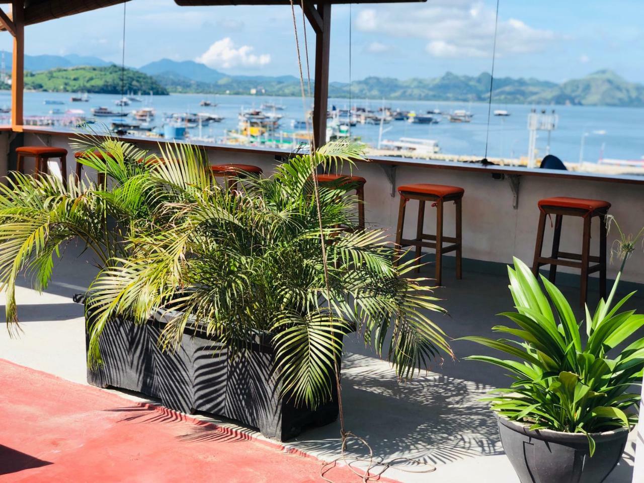 Blue Ocean Hotel Labuan Bajo Luaran gambar